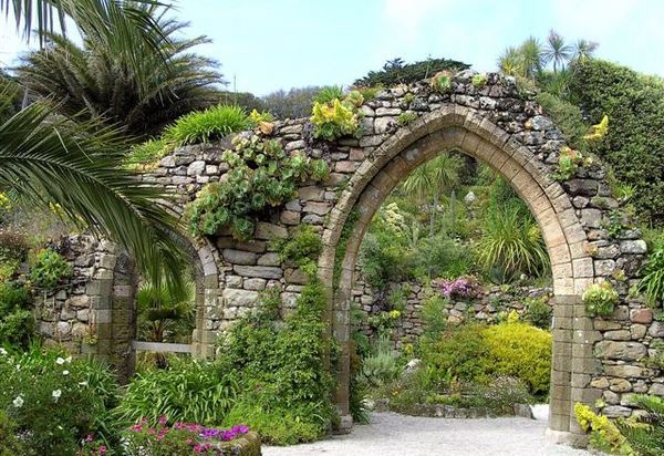 tresco-abbey-gardens